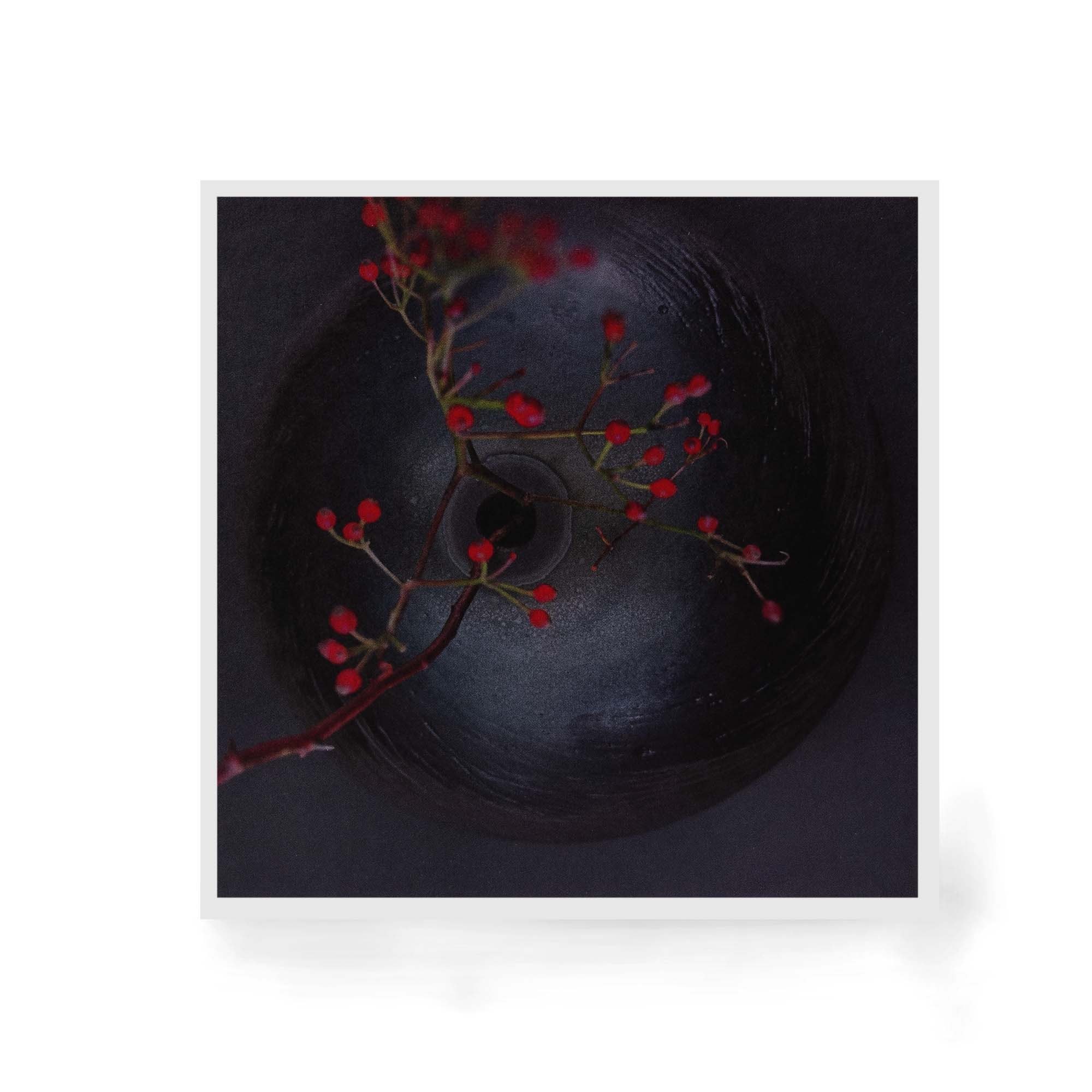 CARD CERAMIC OBJECT VASE