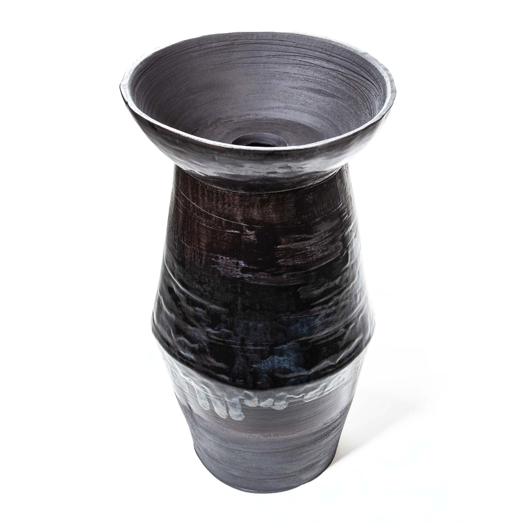 CERAMIC OBJECT VASE BIG