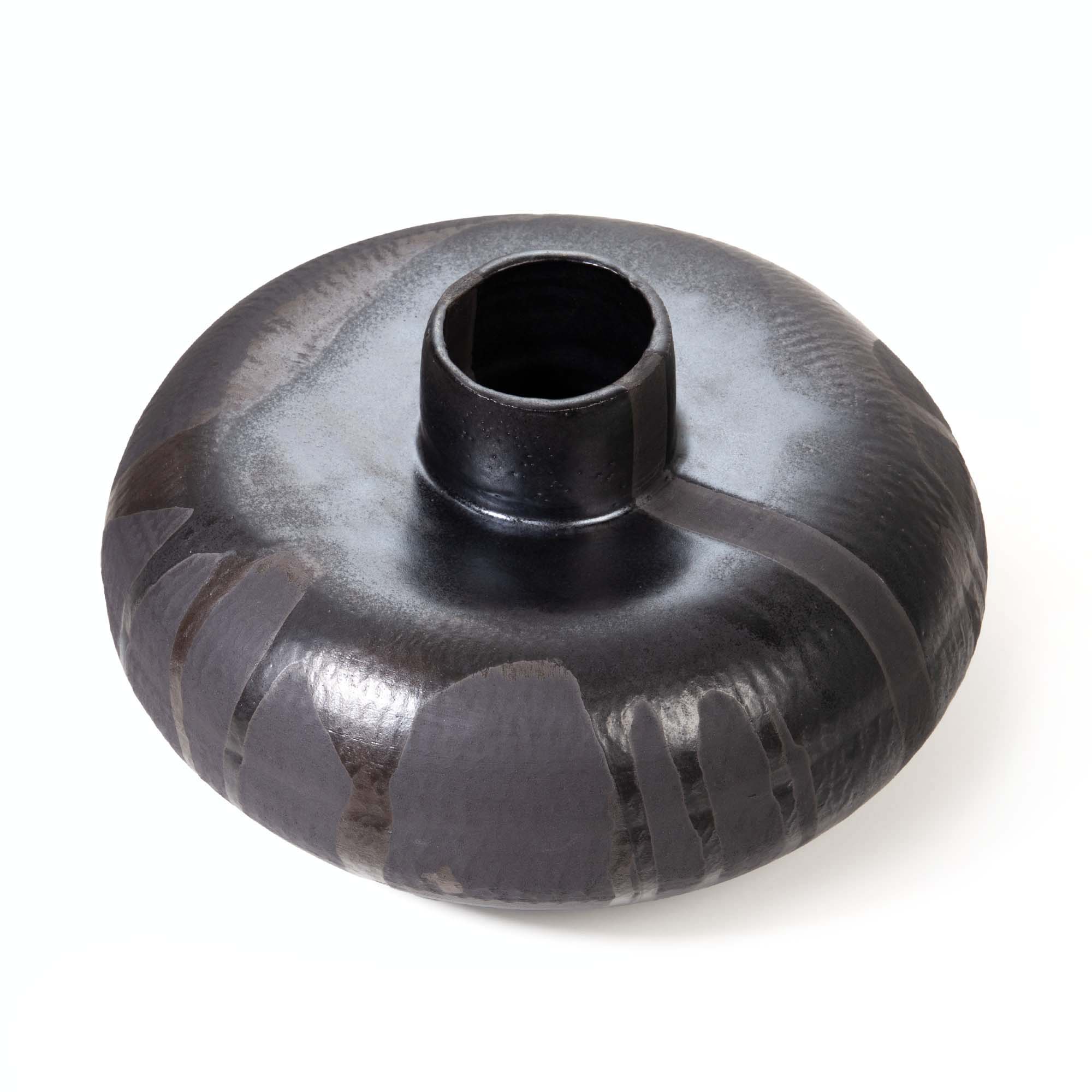 CERAMIC OBJECT VASE SHORT NECK