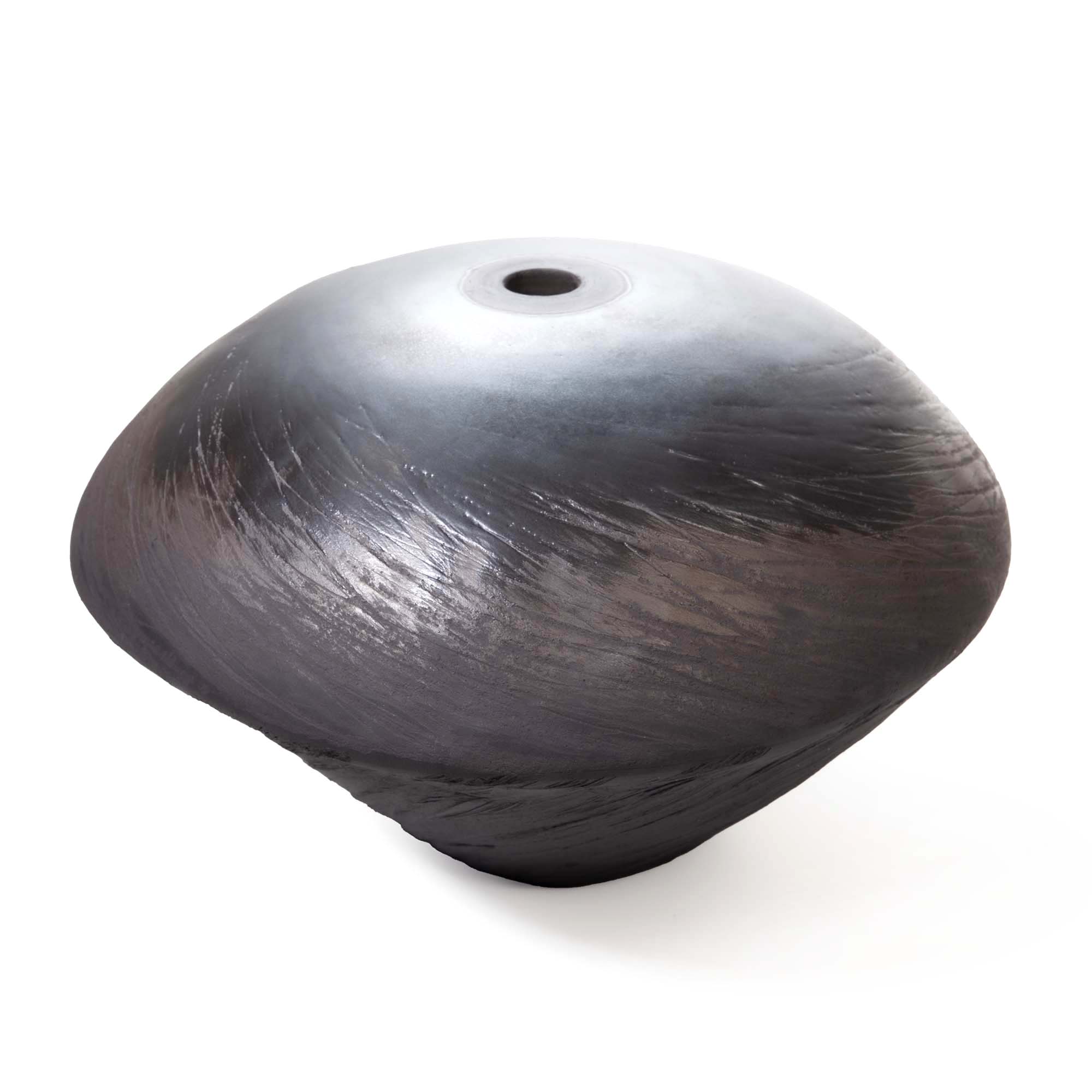 CERAMIC OBJECT VASE TWISTER